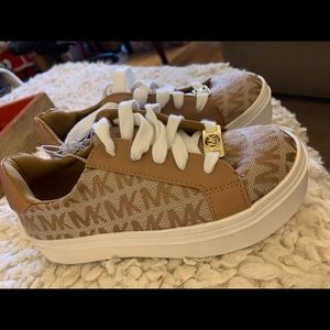 Michael Kors Toddler NEW shoes sz11